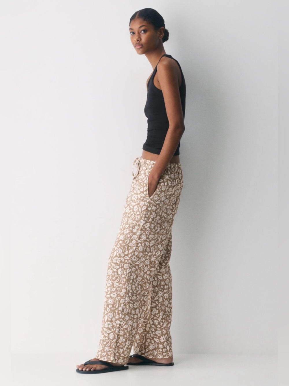 Aritzia Little Moon Sail Linen pants, Folio Brown, size S